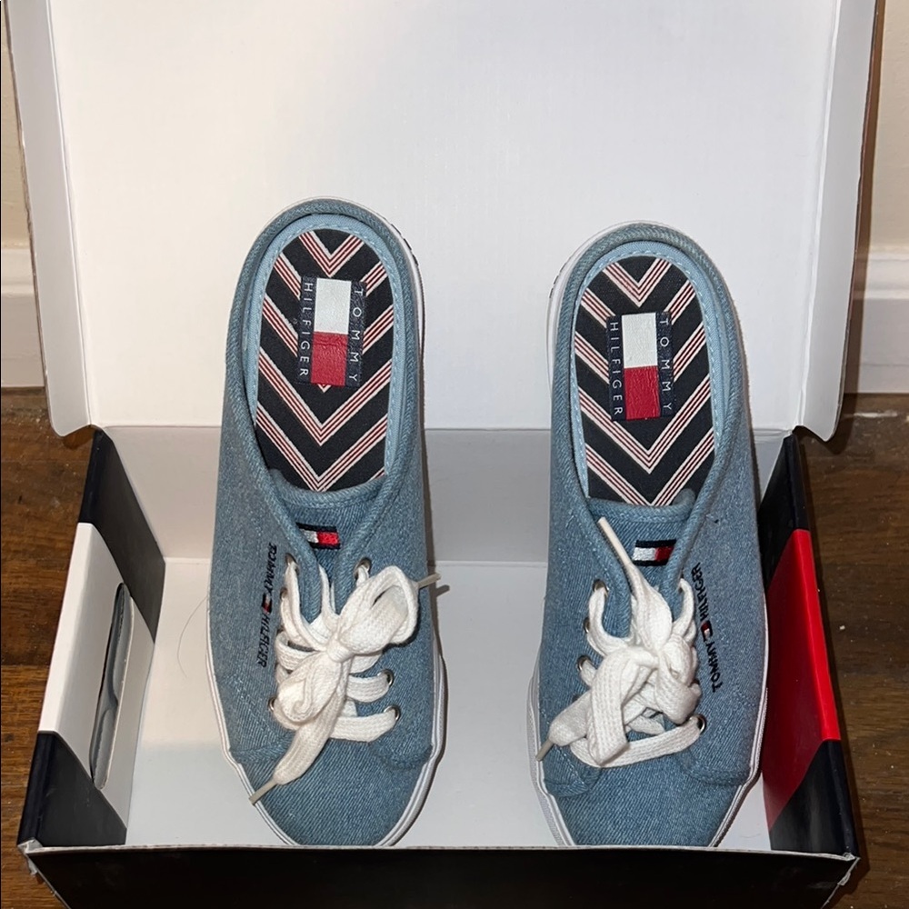 Tommy Hilfiger Blue and White Sneakers with Chevron Pattern